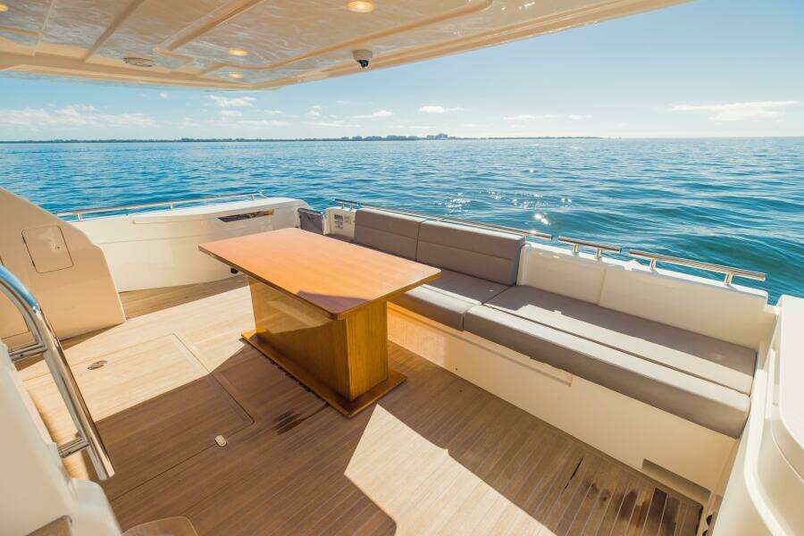 SAMI KAY III 75ft Ferretti Yachts Yacht For Sale