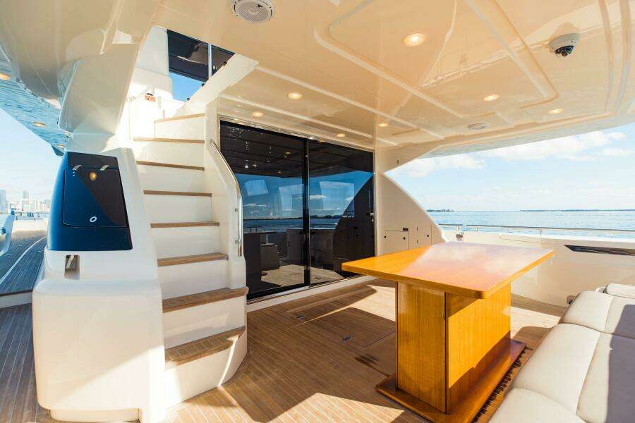 SAMI KAY III 75ft Ferretti Yachts Yacht For Sale