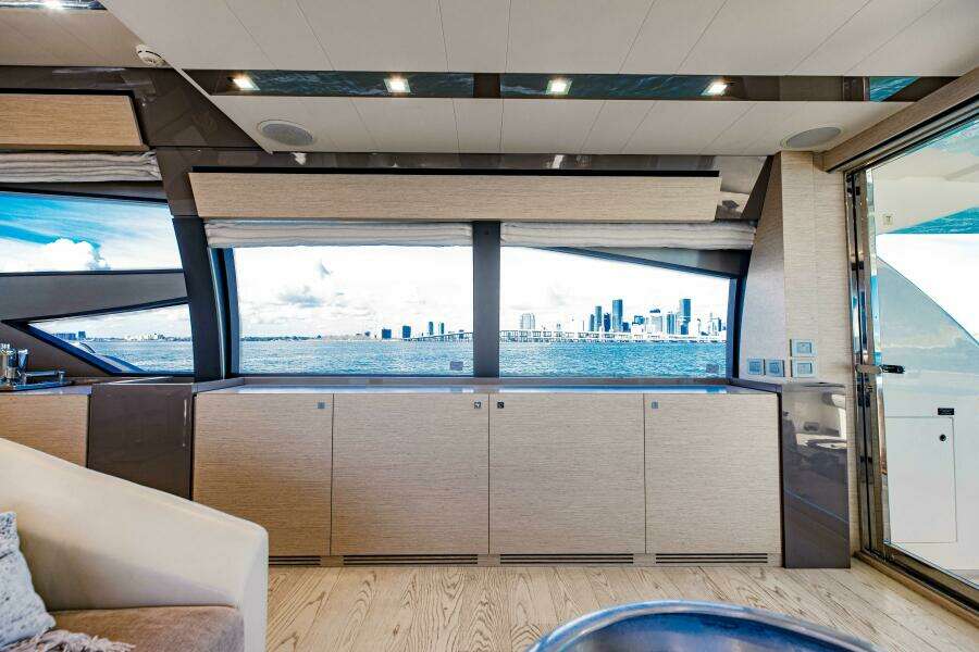 SAMI KAY III 75ft Ferretti Yachts Yacht For Sale