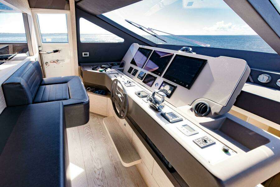 SAMI KAY III 75ft Ferretti Yachts Yacht For Sale