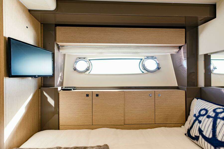 SAMI KAY III 75ft Ferretti Yachts Yacht For Sale