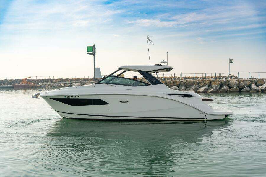 At Times 32ft Sea Ray Yacht For Sale