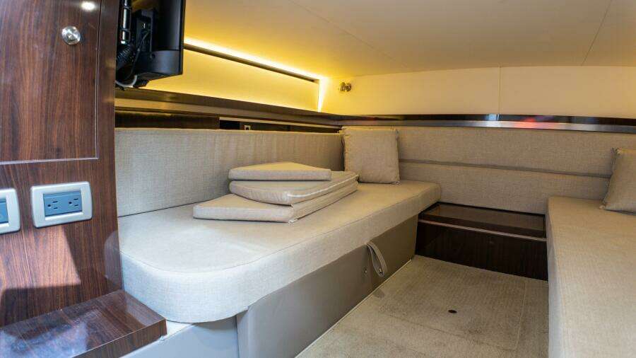 At Times 32ft Sea Ray Yacht For Sale