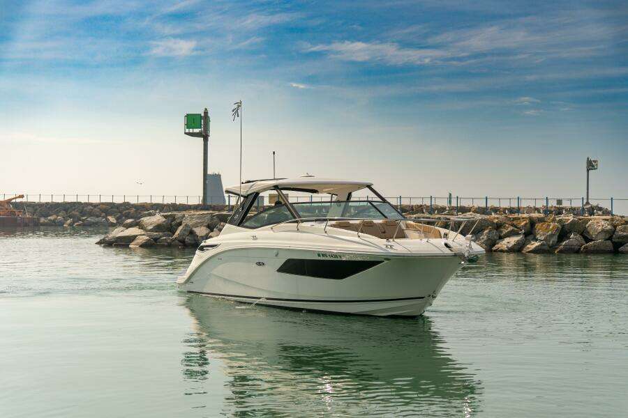 At Times 32ft Sea Ray Yacht For Sale