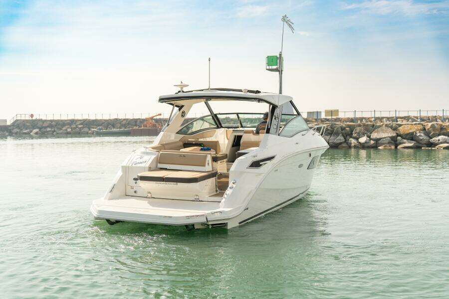 At Times 32ft Sea Ray Yacht For Sale