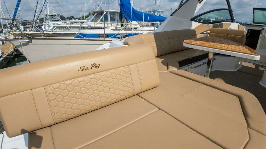 At Times 32ft Sea Ray Yacht For Sale
