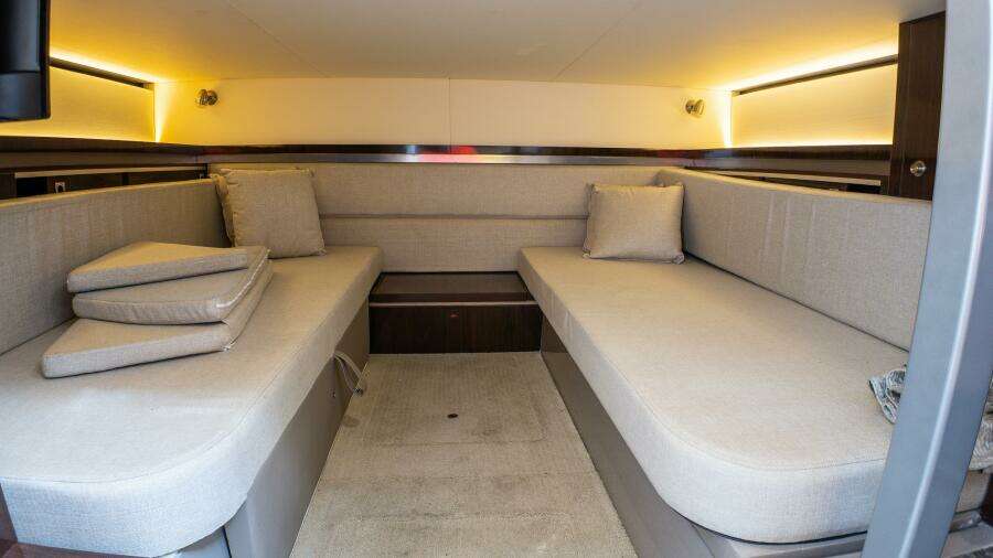 At Times 32ft Sea Ray Yacht For Sale