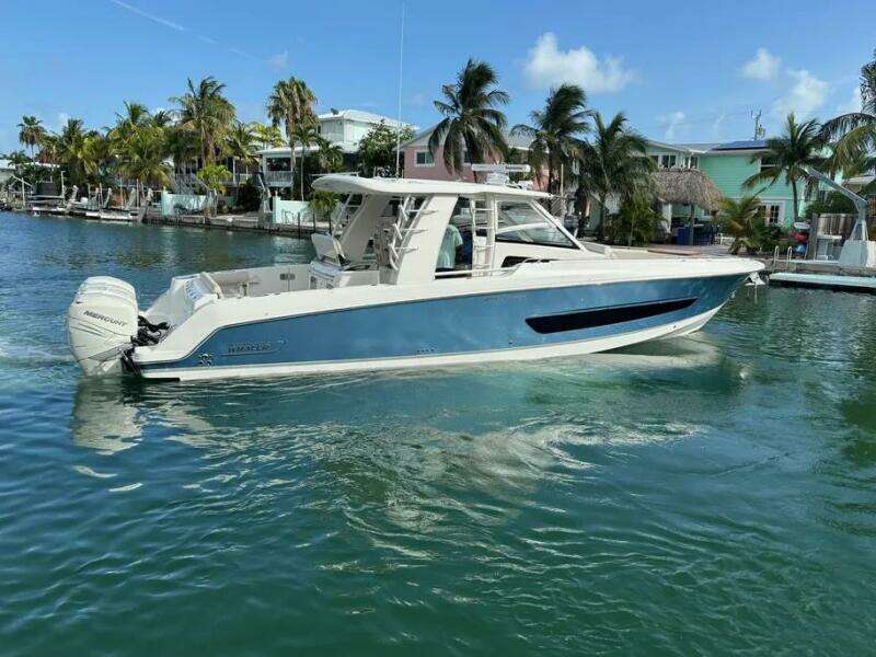 42ft Boston Whaler Yacht For Sale