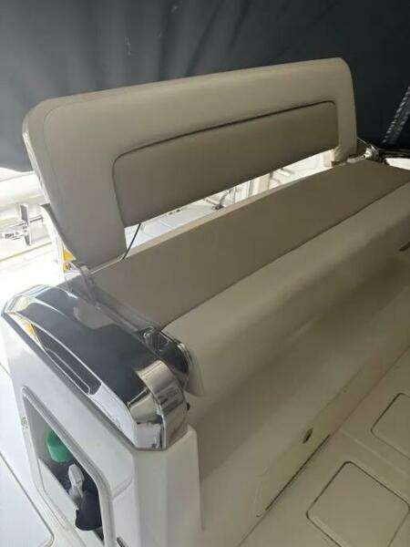 42ft Boston Whaler Yacht For Sale