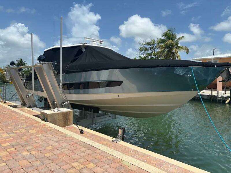 42ft Boston Whaler Yacht For Sale