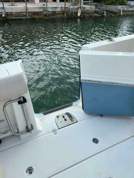 42ft Boston Whaler Yacht For Sale