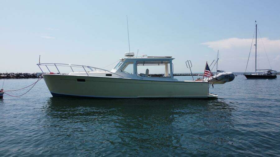 PERFECTO 34ft MJM Yacht For Sale