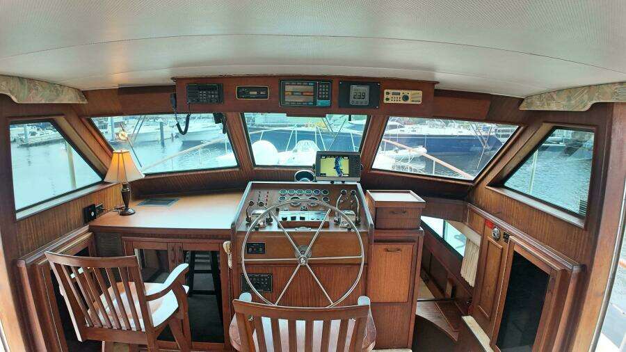 Hooch 53ft Hatteras Yacht For Sale