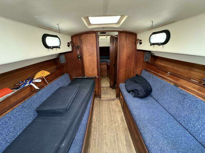 28ft Cape Dory Yacht For Sale