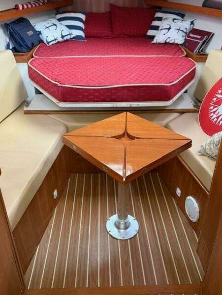 2004 Mainship 