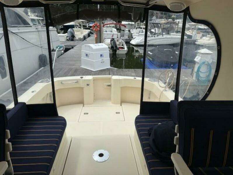 2004 Mainship 