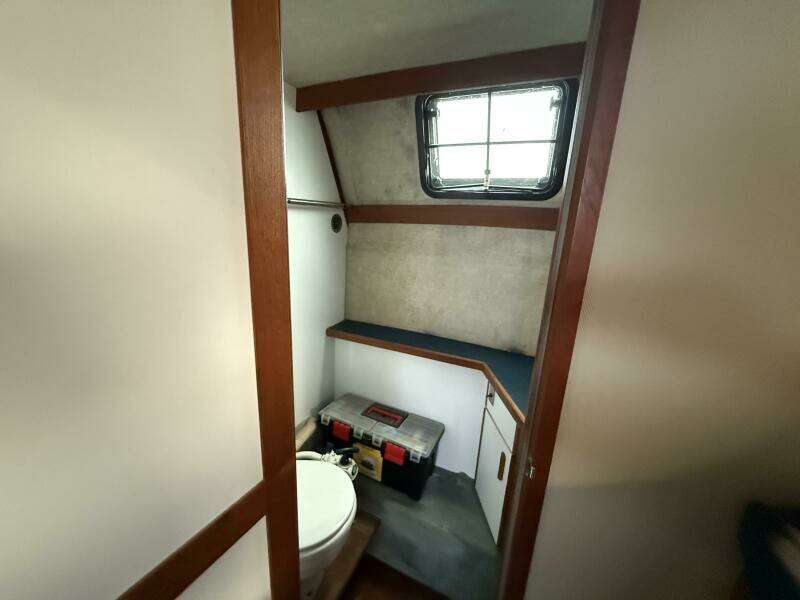 Lily s Pad 32ft Carver Yacht For Sale