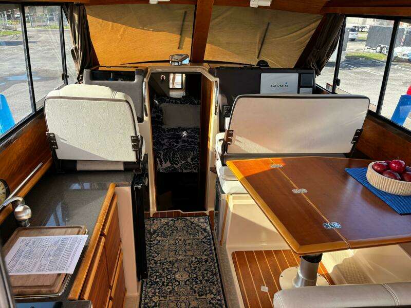 Y Knot 28ft Cutwater Yacht For Sale