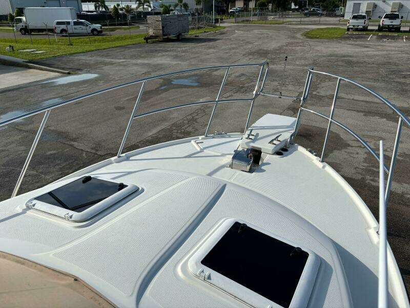 Y Knot 28ft Cutwater Yacht For Sale