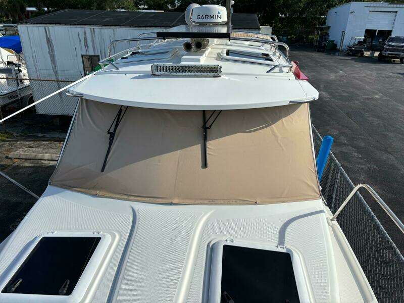 Y Knot 28ft Cutwater Yacht For Sale