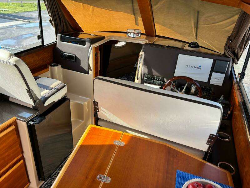 Y Knot 28ft Cutwater Yacht For Sale