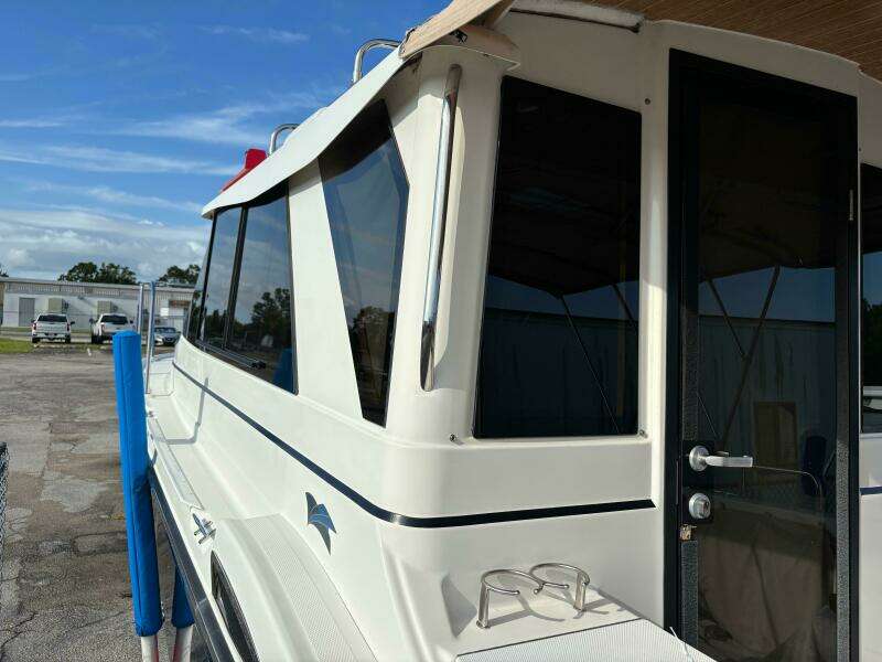 Y Knot 28ft Cutwater Yacht For Sale