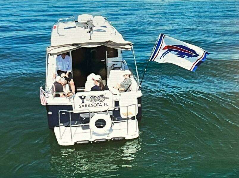 Y Knot 28ft Cutwater Yacht For Sale