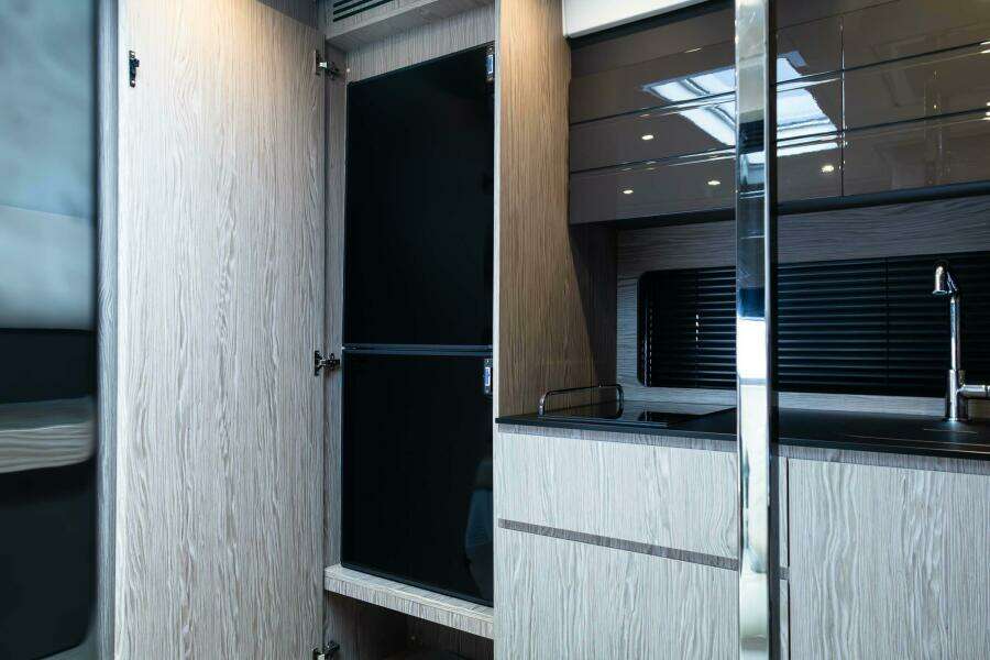43ft Azimut Yacht For Sale