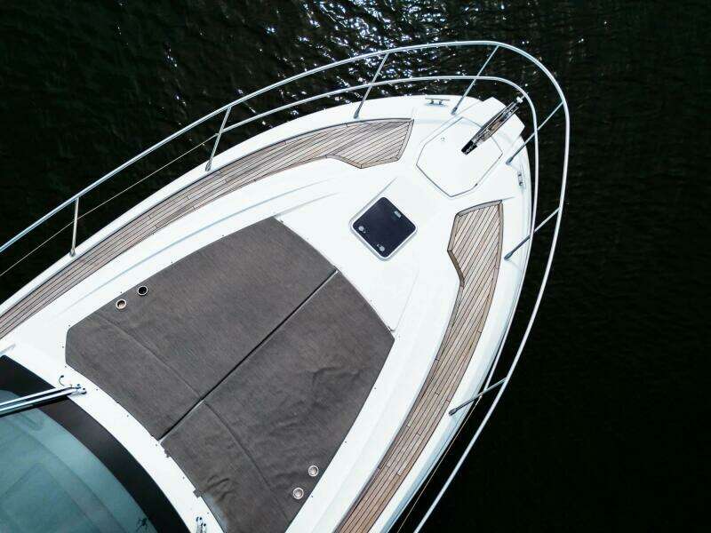 43ft Azimut Yacht For Sale