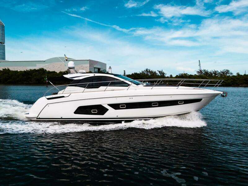 43ft Azimut Yacht For Sale