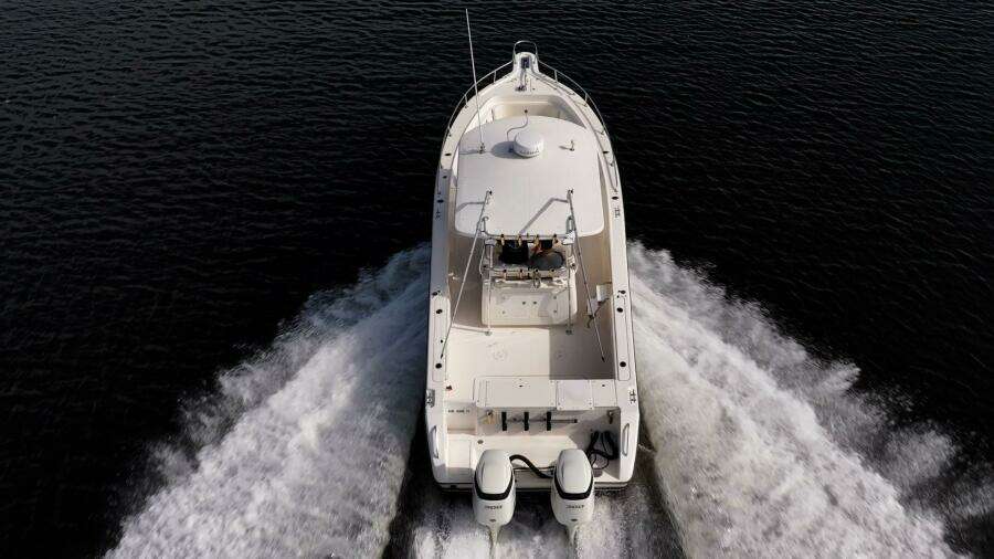 Fin Addict 30ft Pursuit Yacht For Sale
