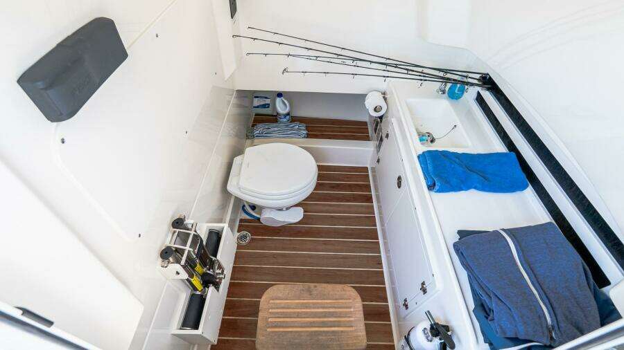 Just Wednesdays 33ft Boston Whaler Yacht For Sale