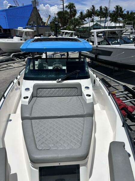 37ft Axopar Yacht For Sale