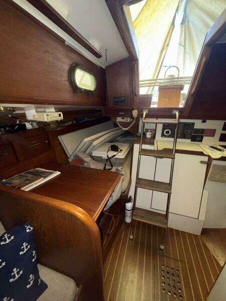 Enchantress 33ft Cape Dory Yacht For Sale