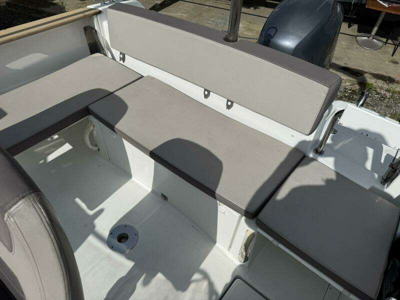 20ft Jeanneau Yacht For Sale
