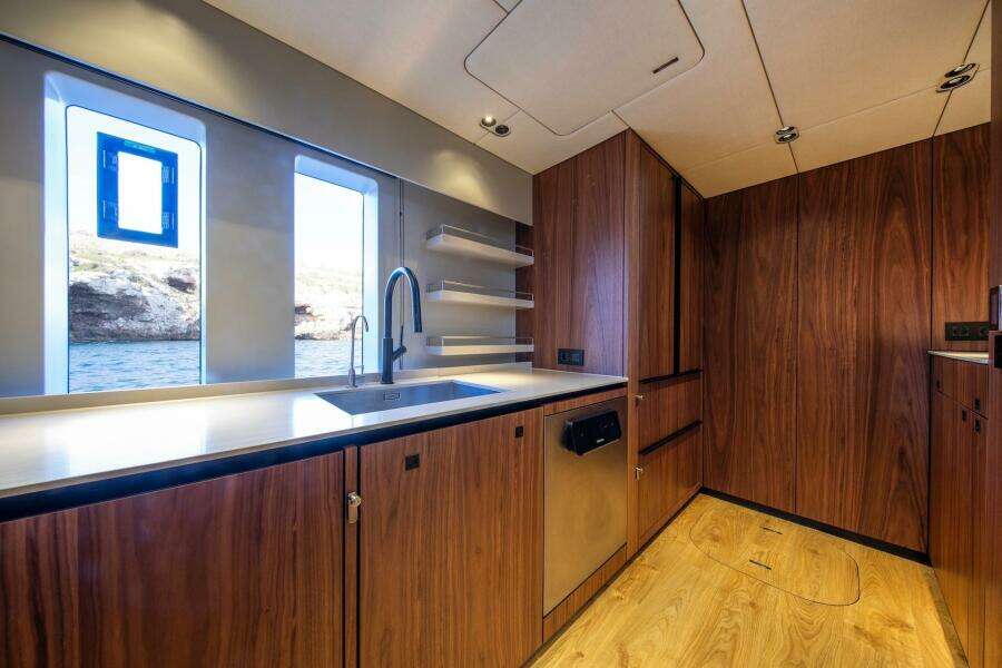 VAHEWA 70ft Sunreef Yacht For Sale