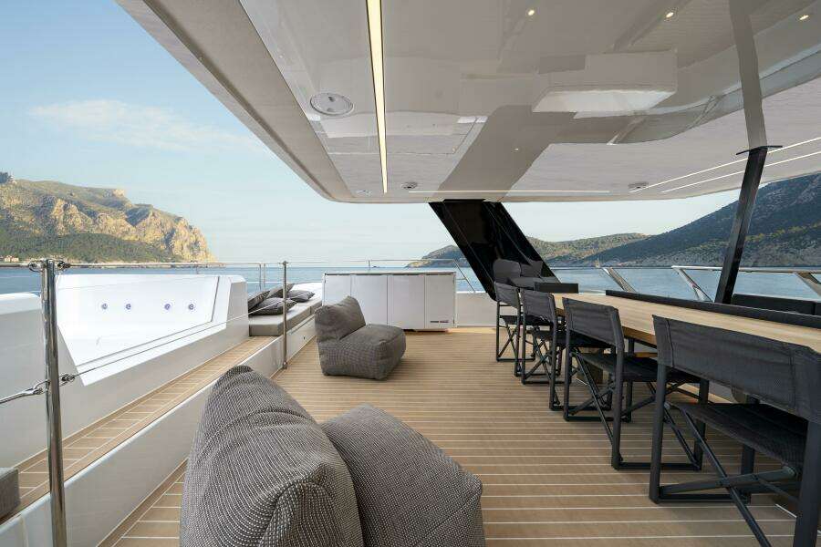 VAHEWA 70ft Sunreef Yacht For Sale