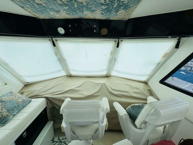 Layla Rose 52ft Hatteras Yacht For Sale