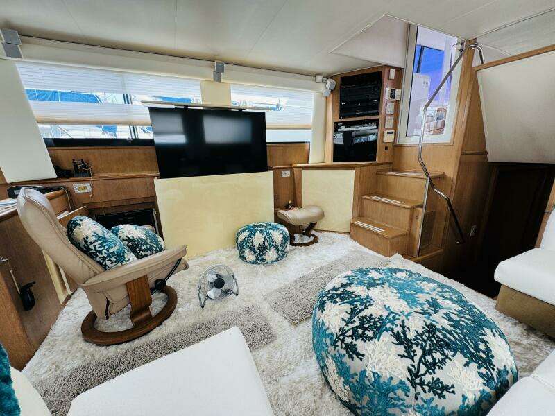 Layla Rose 52ft Hatteras Yacht For Sale