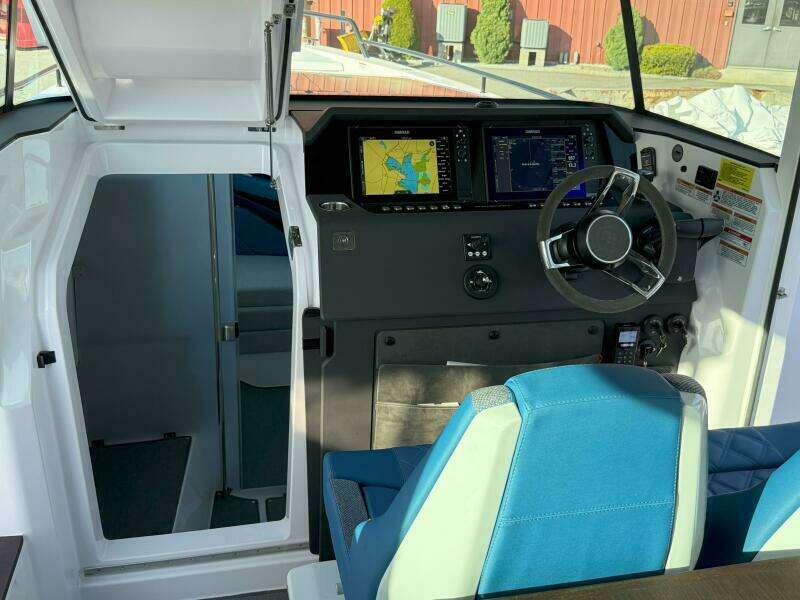 Stock 20 37ft Axopar Yacht For Sale