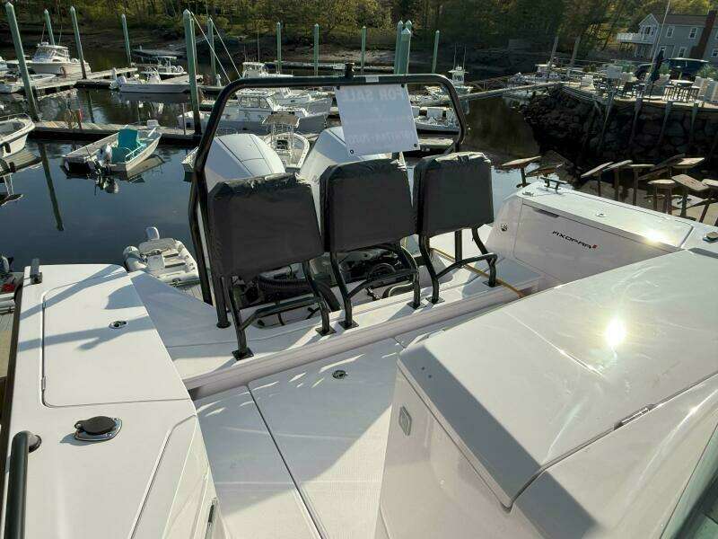 Stock 20 37ft Axopar Yacht For Sale