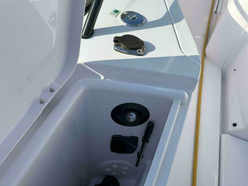 Stock 20 37ft Axopar Yacht For Sale