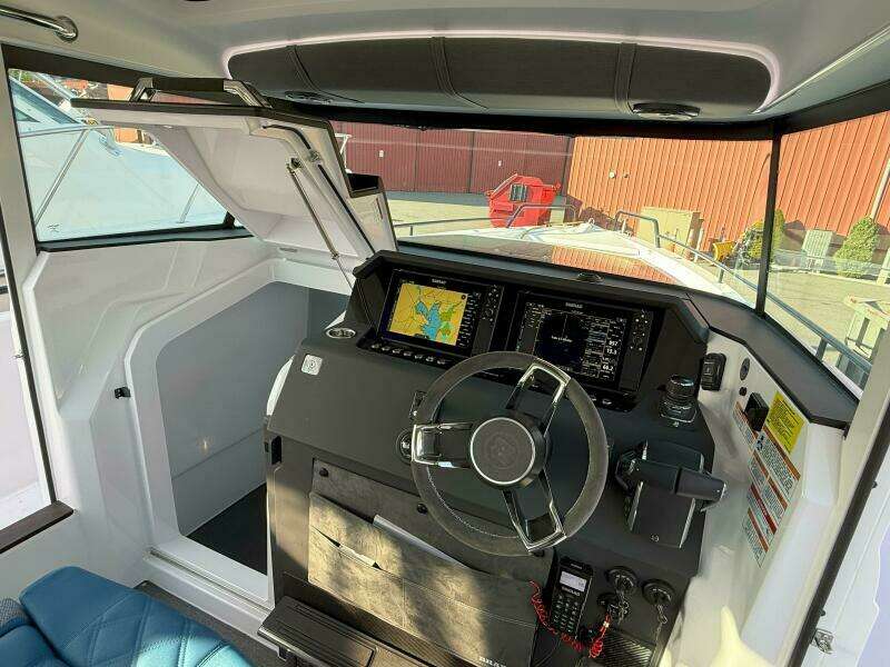 Stock 20 37ft Axopar Yacht For Sale