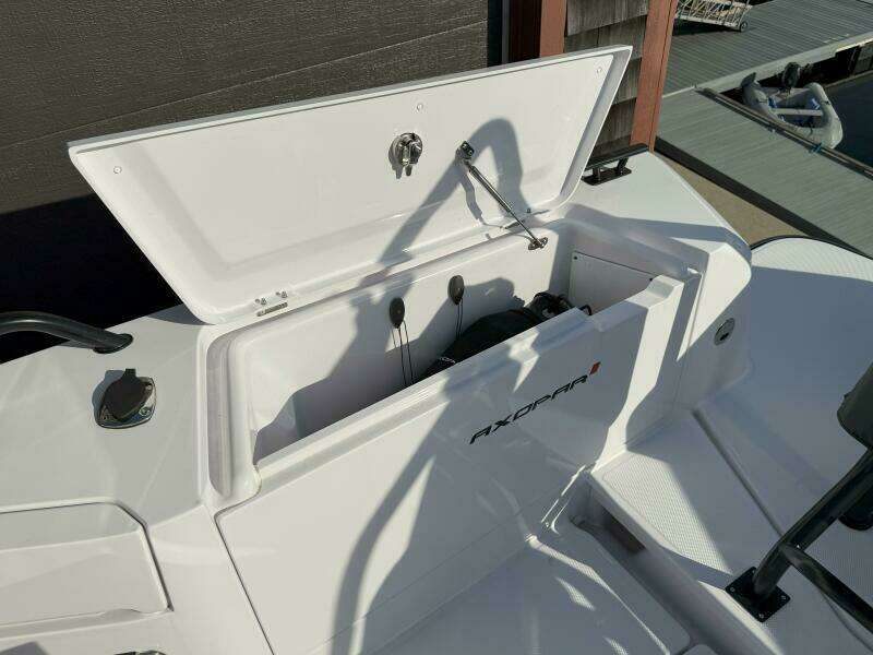 Stock 20 37ft Axopar Yacht For Sale