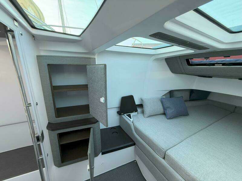 Stock 20 37ft Axopar Yacht For Sale