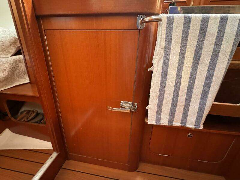 37ft Beneteau Yacht For Sale
