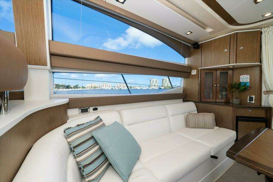 Gail s Storm IV 44ft Meridian Yacht For Sale