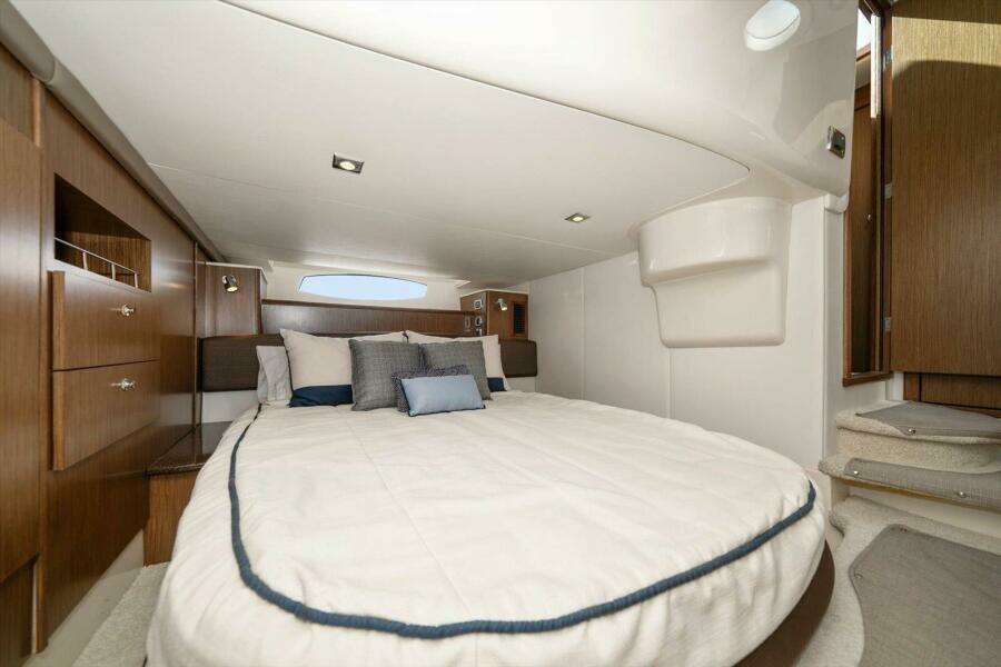 Gail s Storm IV 44ft Meridian Yacht For Sale