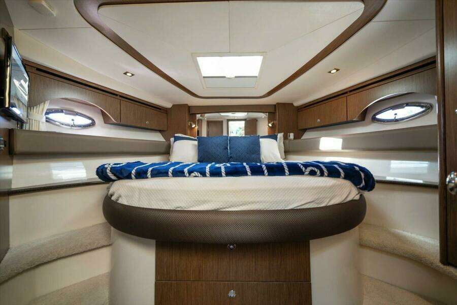 Gail s Storm IV 44ft Meridian Yacht For Sale