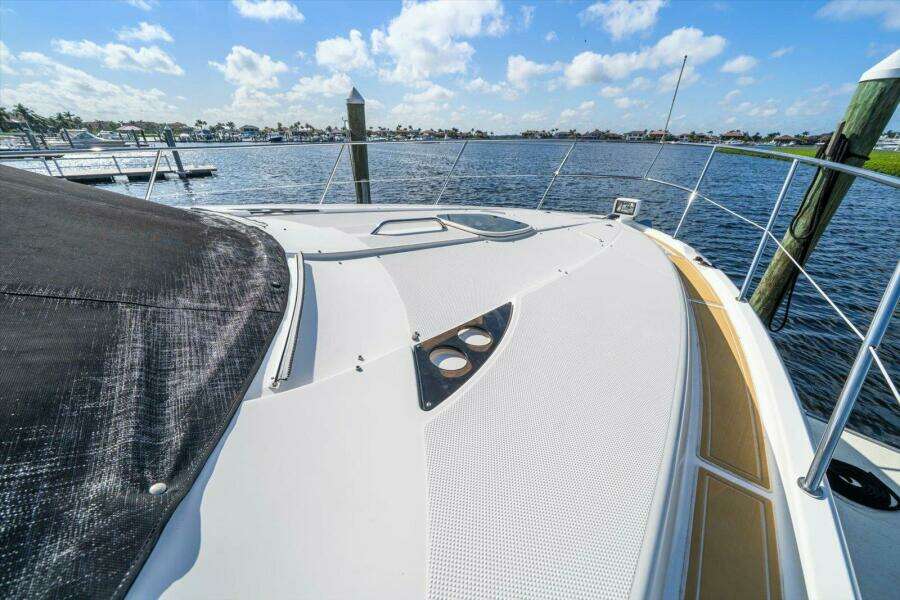 Gail s Storm IV 44ft Meridian Yacht For Sale